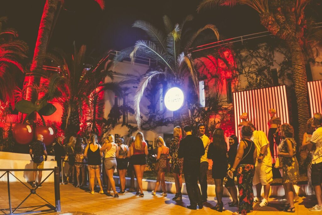 Ibiza ciudad: para salir con estilo y ambiente más local
